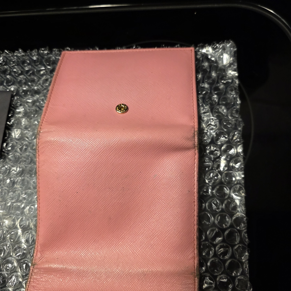 PRADA Milano Pink Saffiano Leather Wallet Interior - Picture 4 of 16